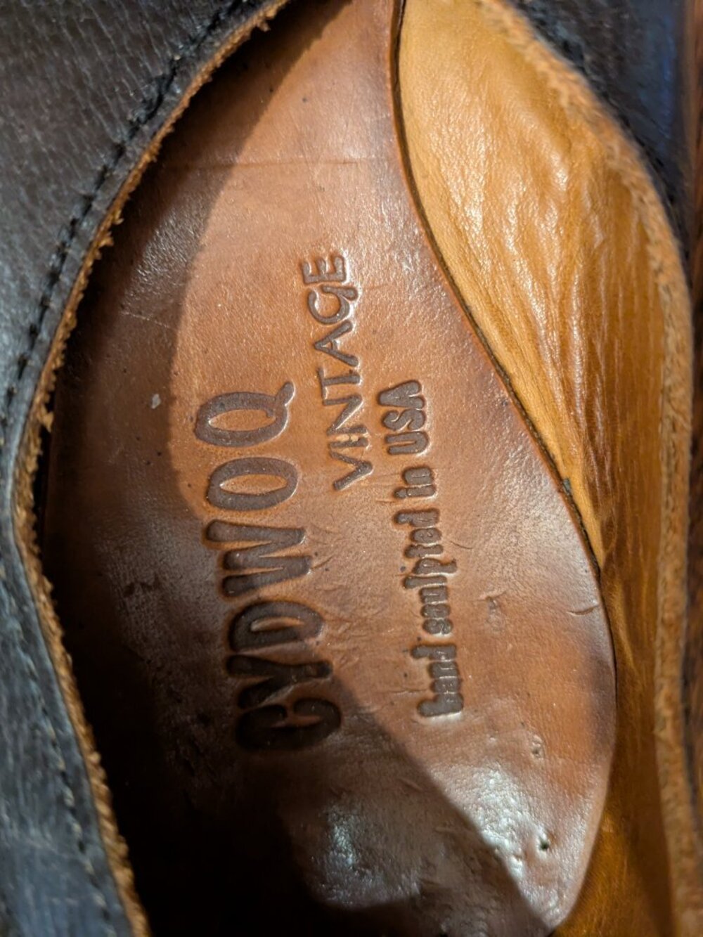 Cydwoq Vintage Slip-on - Picture 4 of 4